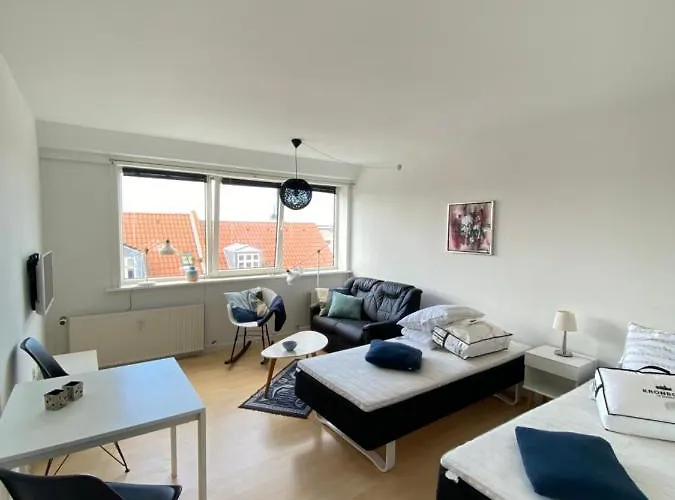 Apartment Tordenskjoldsgade 1. 2 Sal Dor 1